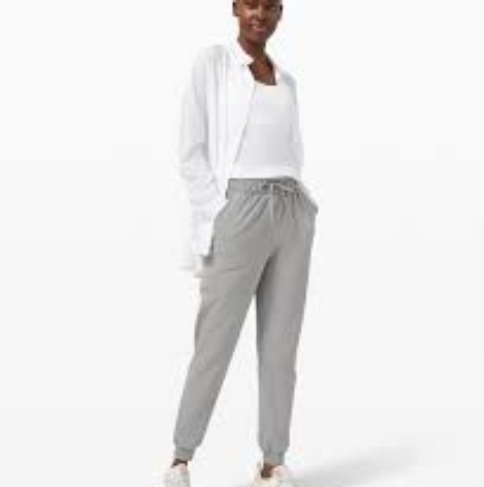 Lululemon Stretch High-Rise Jogger (2)